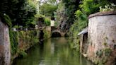 Así es la Venecia francesa: un desconocido pueblo ideal muy cerca de París para conocer en tus vacaciones de verano