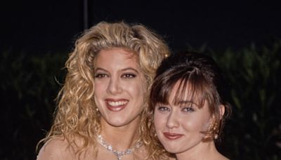 Tori Spelling Applauds Late Beverly Hills, 90210 Costar Shannen Doherty for Being a Rebel - E! Online