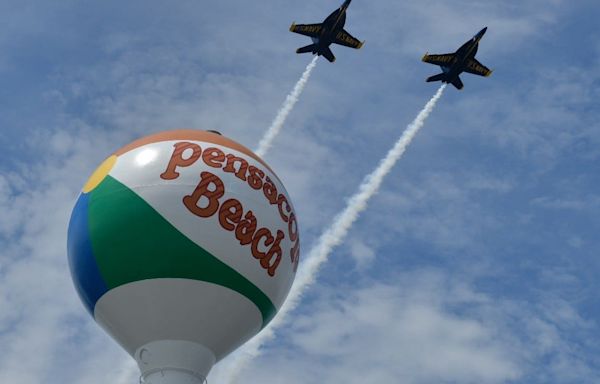 Pensacola Beach Air Show live coverage: Blue Angels are in the air