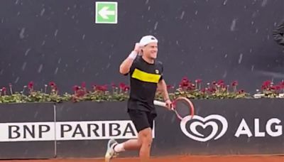 Diego Schwartzman, tras anunciar el final de su carrera, se dio un gran gusto: entró en el Masters 1000 de Roma y lo celebró bajo la lluvia