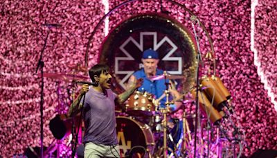 Hey oh! See Red Hot Chili Peppers bring California love to Sacramento region