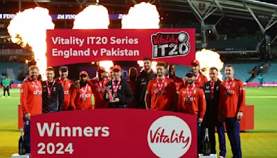 England thump Pakistan by seven wickets, win series 2-0