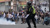 La Nación / Represión a manifestantes de la oposición en Venezuela es inaceptable, según la Casa Blanca