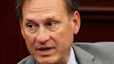 Justice Alito would be disqualified from January 6 cases if he were on a lower court, but SCOTUS's rules are 'merely performative,' expert says