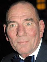 Pete Postlethwaite