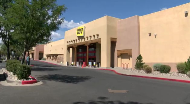 Santa Fe residents on edge after 83-year-old man shot and killed outside Best Buy