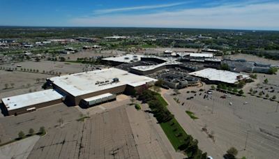 Lakeside Mall’s closure brings shock, memories for those who remember its heyday