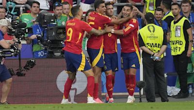 VIDEO: Jugador celebra como lo hizo su padre hace 33 años en el mismo estadio