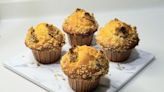 蛋糕食譜｜金寶合桃杯子蛋糕Walnut Cheese Crumble Cupcakes