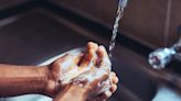 Wait, What? This is the Right Temperature to Wash Your Hands So They're Disinfected, Says the CDC