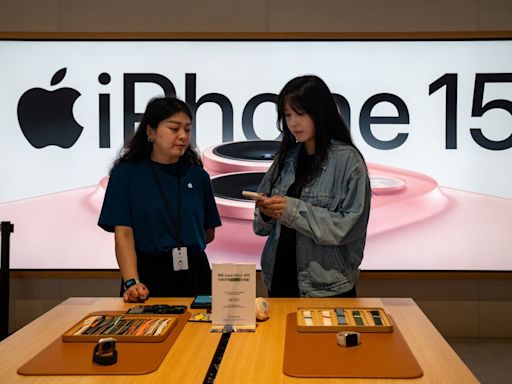 Apple’s China iPhone Shipments Jump 52% as Rebound Gains Steam