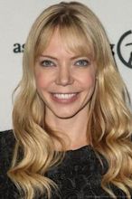 Riki Lindhome