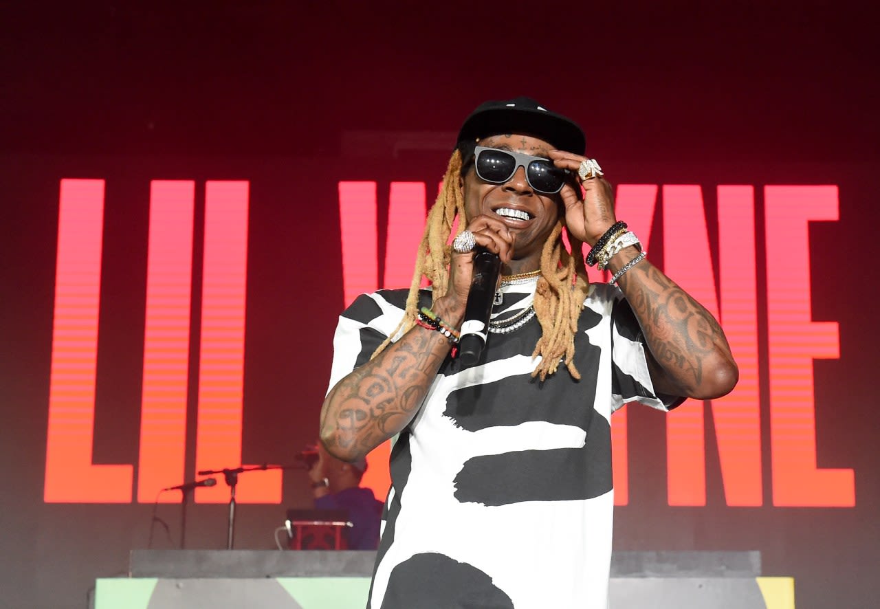 Lil Wayne is the newest Green Bay men’s basketball fan