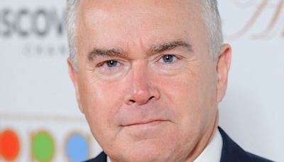 Huw Edwards resigns from two honorary positions at Welsh university