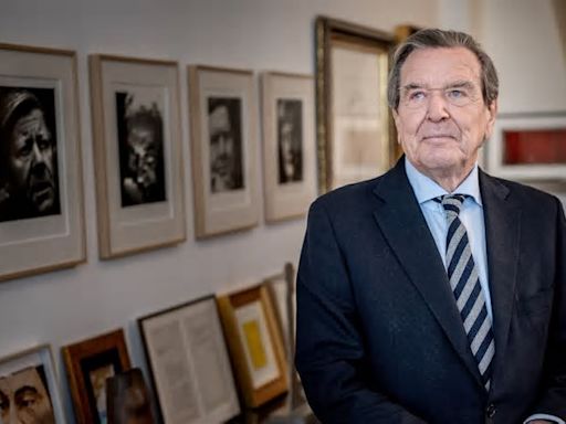 Altkanzler Gerhard Schröder wird 80: Bereut er etwas?