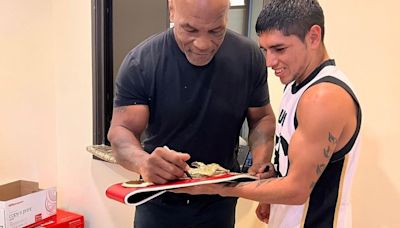 El Puma Martínez recibió la bendición de Mike Tyson y quiere hacer historia en Japón