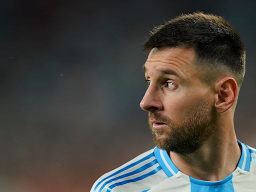 Lionel Messi juega la Copa América en búsqueda de otro título y de pistas para el futuro, entre la razón y el corazón