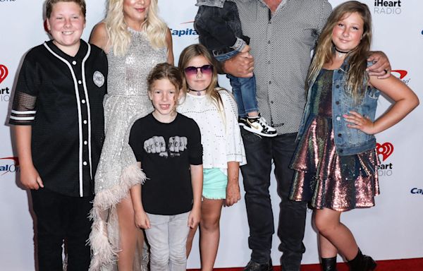 Tori Spelling Gets Candid About Elevator Make Out That Went Wrong