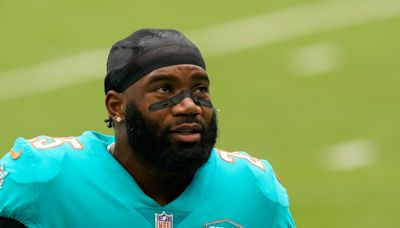 Ex-Dolphin Xavien Howard is accused of sending a teen an explicit photo over an abortion quarrel