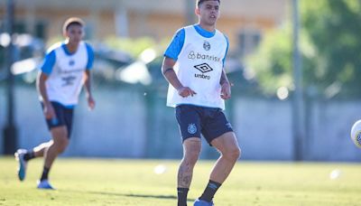 Recuperado, Carballo ganha chance de reconquistar espaço no Grêmio | GZH