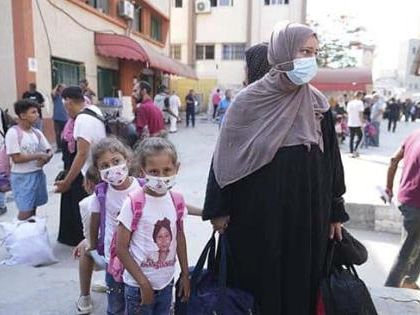 Niños enfermos salen de Gaza