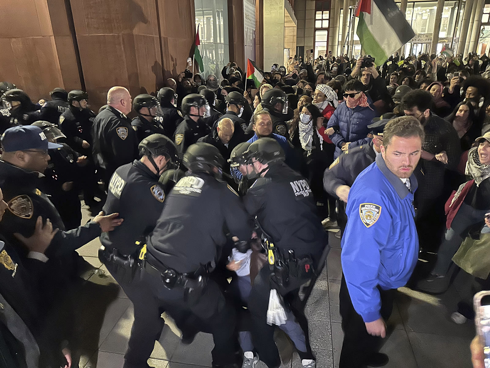 Brandeis invites Jewish students to transfer in response to campus protests