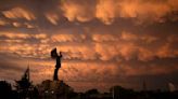 Tornado en Kansas deja un muerto y varios daños materiales