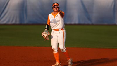 Tennessee eliminated in SEC Tournament quarterfinal by LSU, 2-1