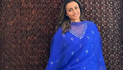 Namrata Shirodkar Beats Monday Blues With Stunning Royal Kurta Set; See Pics - News18