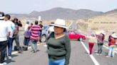 Pobladores de Atlixco bloquean autopista Siglo XXI para exigir más unidades de transporte público