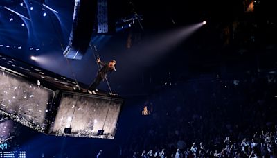 Floating stage performance caps an unforgettable Justin Timberlake concert