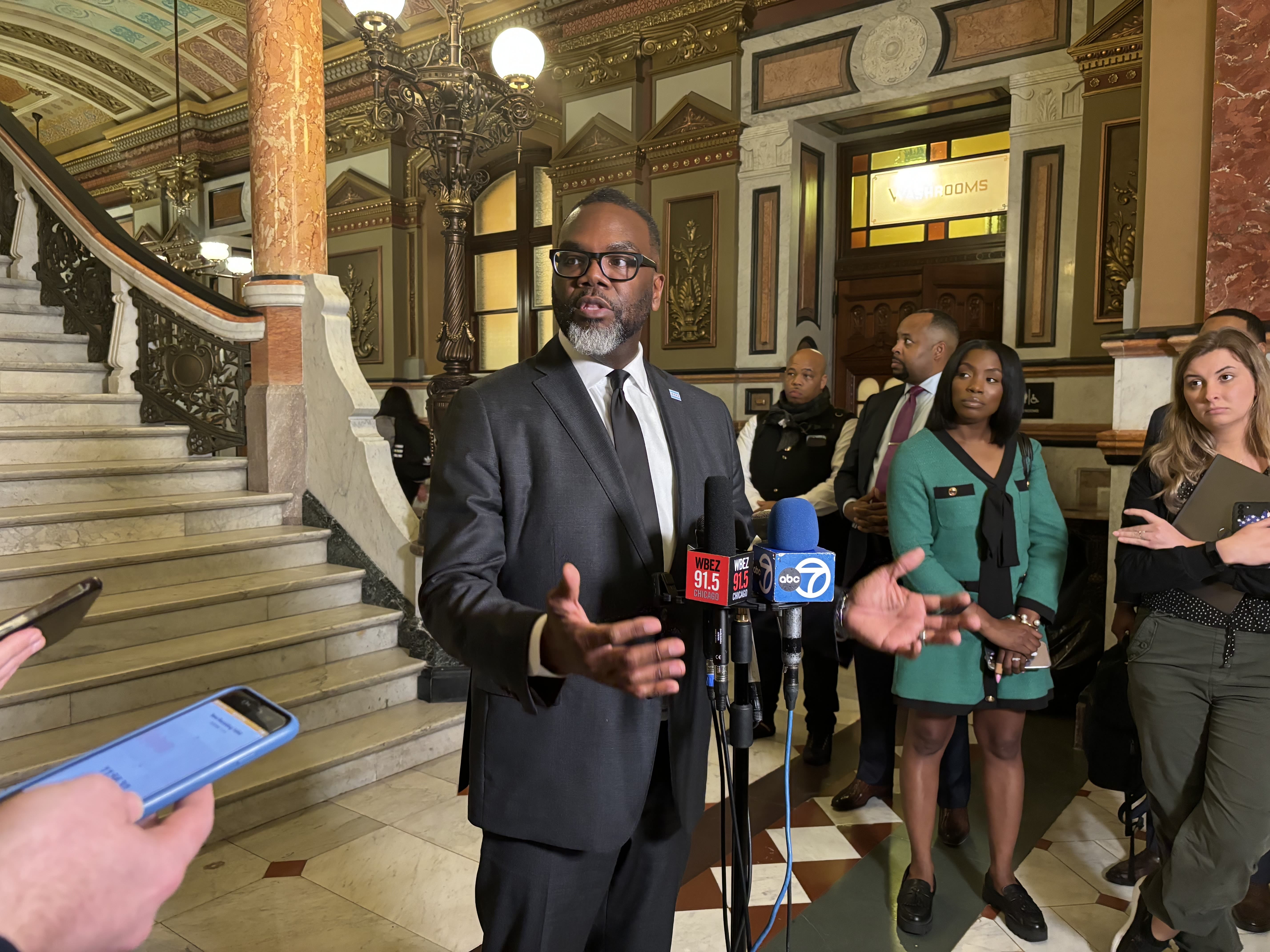 CPS selective enrollment bill dead in Springfield after Johnson letter to Senate president