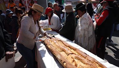 La oda de Bolivia a la marraqueta, el 'pan de batalla' símbolo de La Paz