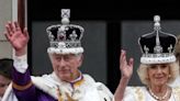 Rei Charles e rainha Camilla agradecem fãs e trabalhadores: “Maior presente de coroação"