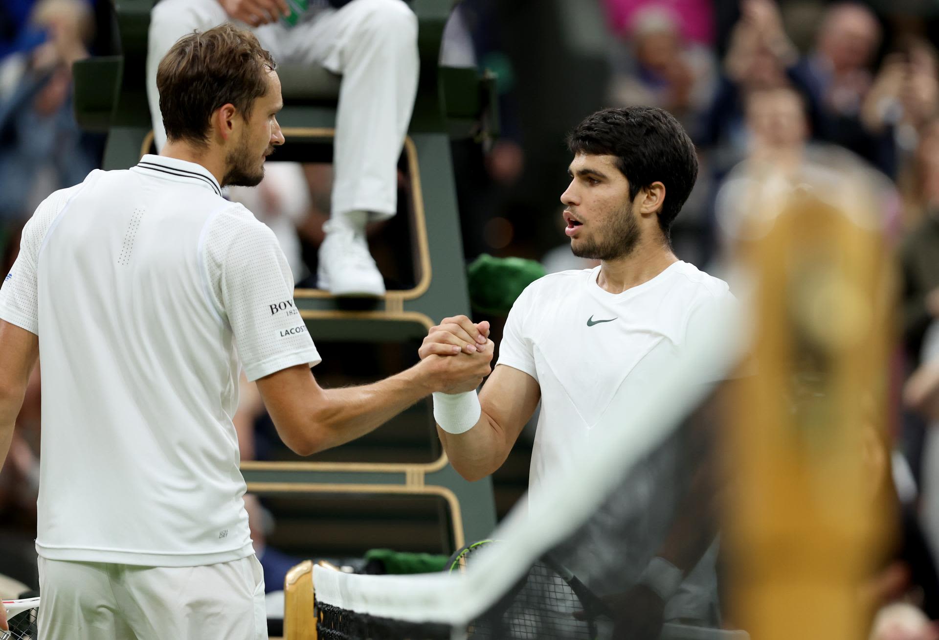 Carlos Alcaraz vs. Daniil Medvedev - Who won their previous Wimbledon clash?