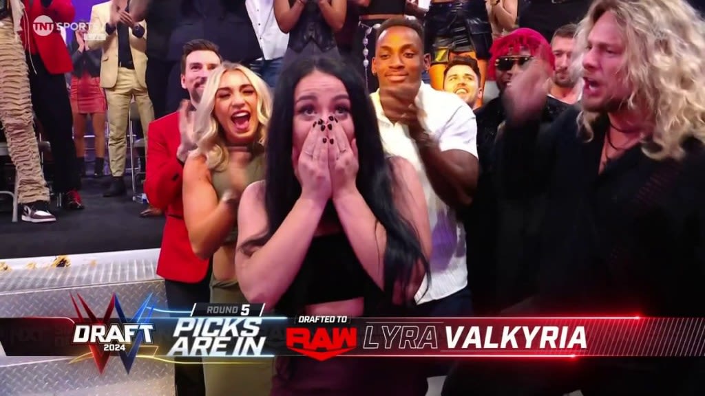 Lyra Valkyria Says She ‘Had No Idea’ She Was Getting Drafted To WWE RAW
