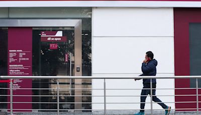 India's Axis Bank misses Q1 profit view on higher provisions, shrinking margins