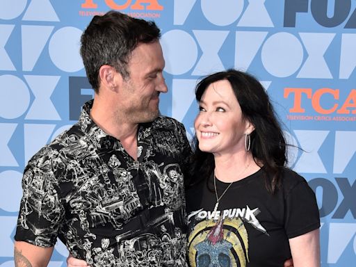 Shannen Doherty reveals she briefly dated 90210 co-star Brian Austin Green: ‘Super awkward’