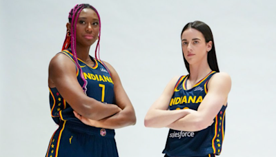 Caitlin Clark, Aliyah Boston Pose For Viral Media Day Photo