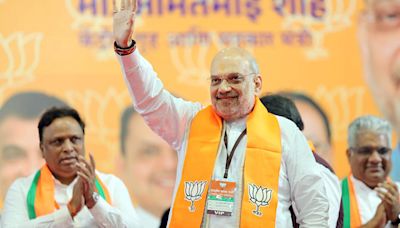 MVA is ‘Aurangzeb Fan Club’, Sharad Pawar ‘Godfather of corruption’: Amit Shah