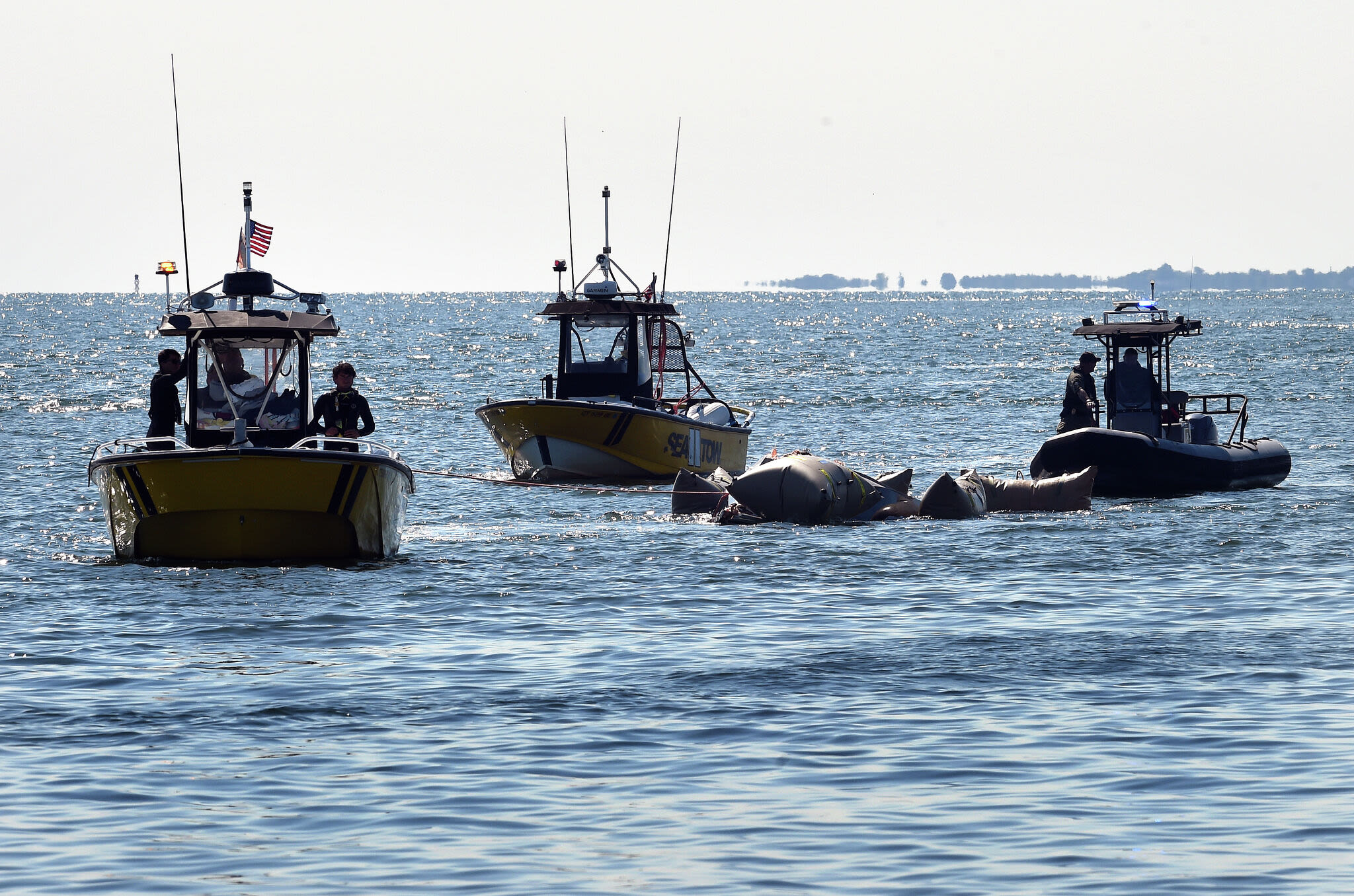 Searchers find bodies of two men missing after Old Saybrook boat crash, officials say