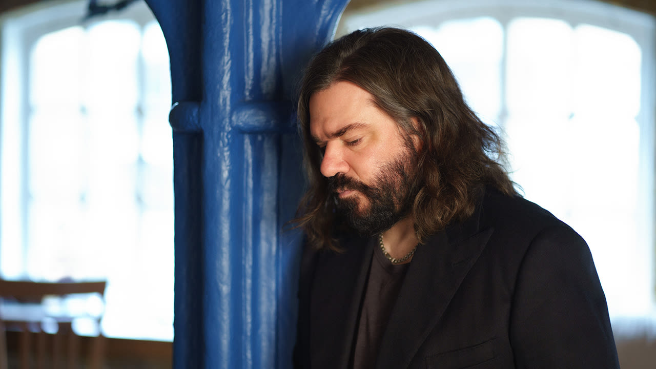 Matt Berry shares brand new single, the colourful psych of I Gotta Limit