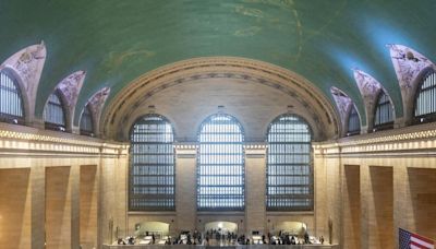 Eat Your Way Through Grand Central—Missing A Train Might Be Worth It