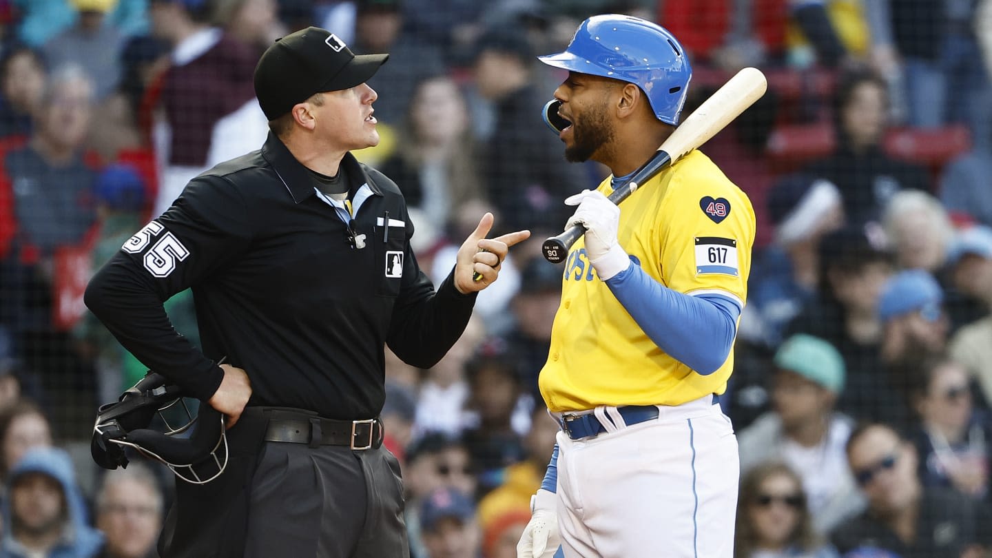 Red Sox could already move on from struggling Dominic Smith if they want to