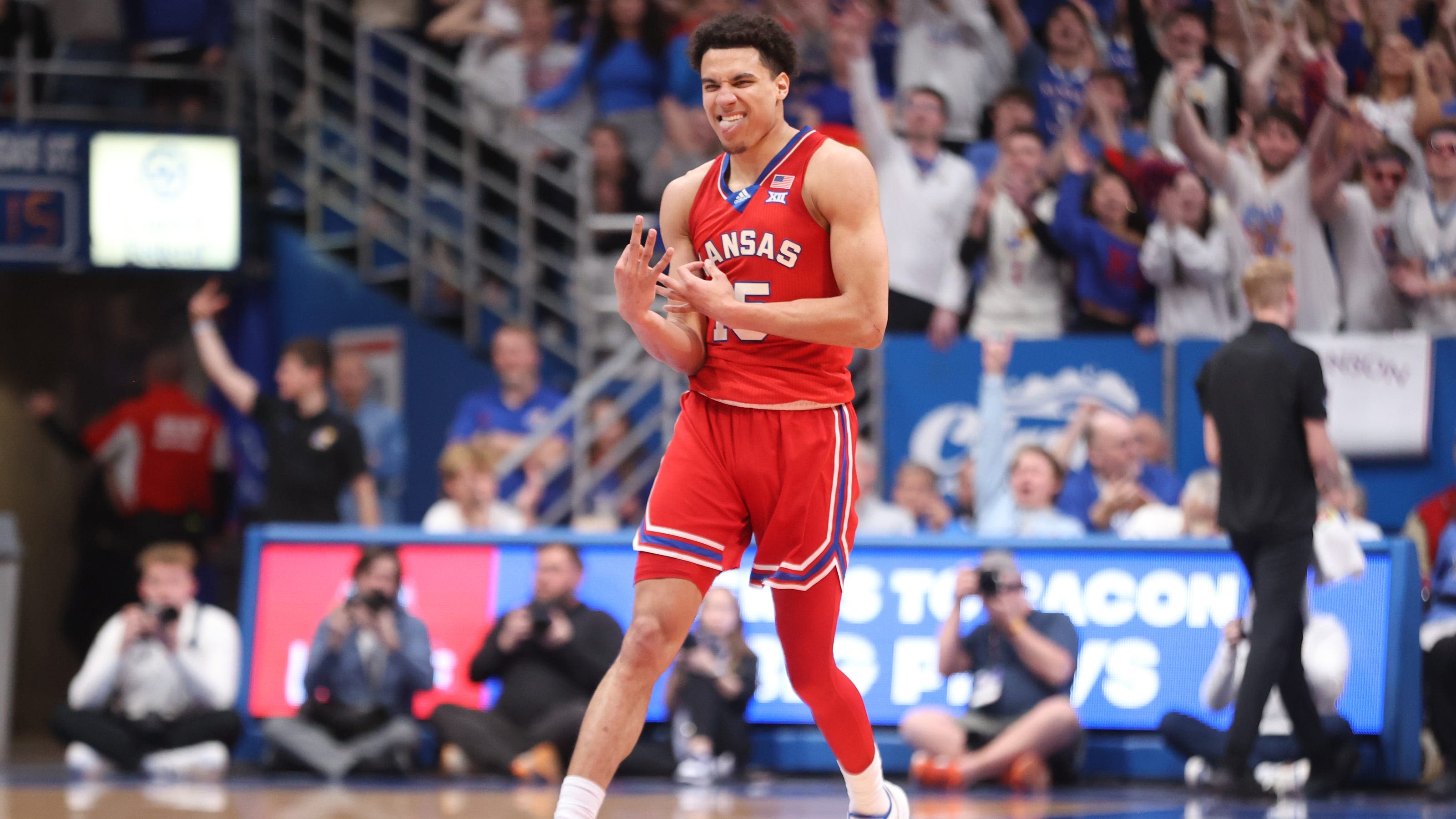 NBA draft combine has invited Kansas basketball’s Johnny Furphy, Kevin McCullar Jr.