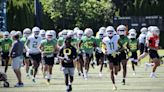 Projecting Oregon Ducks’ two-deep depth chart following first scrimmage of fall camp