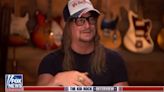 Resurge vídeo de Kid Rock afirmando que Trump le mostró mapas secretos: “¿Se supone que debo ver esto?”