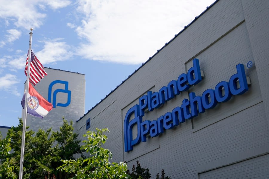 Missouri cuts off Medicaid funds from Planned Parenthood