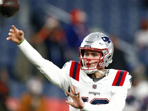 Patriots Quarterback Re-Signed by Former Team Quickly After Being Cut