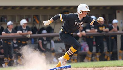 PHOTOS: Zeeland East baseball sweeps North Muskegon